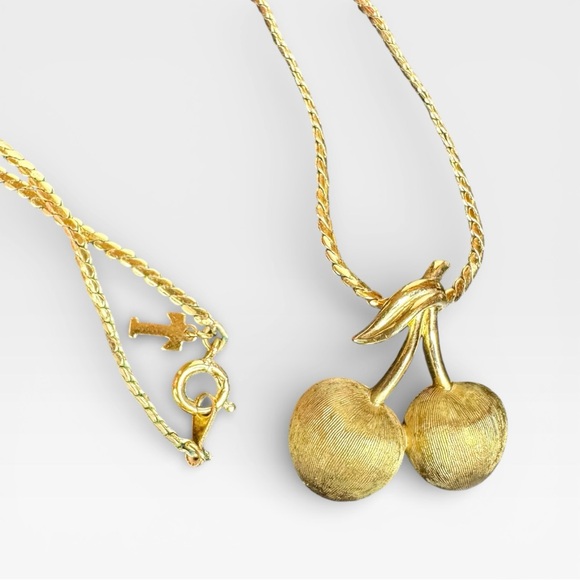 CROWN TRIFARI Vintage (1955-1969) Gold-tone Cherry Charm Necklace